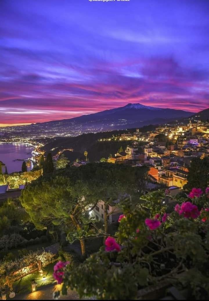 Casa Vacanze Piekny Dom Taormina Esterno foto